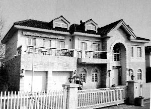 �������ҵı������������̨Ϊ�¶����죬�м������̨Ϊ�ӽ��� �����ǹܹ�ͼ