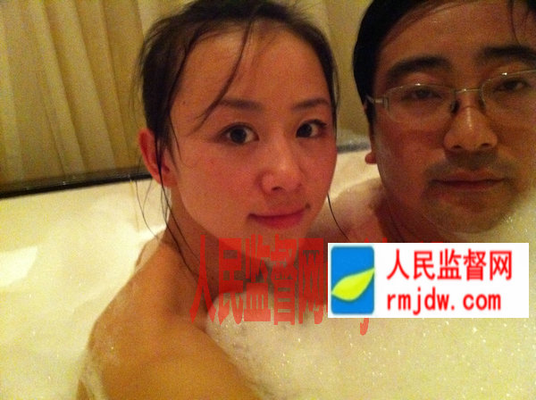 时任福建泉州南安市政府市长陈荣法来北京拜访时任中共中央办公厅...